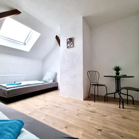 Homestay Monteurzimmer Am Flughafen
